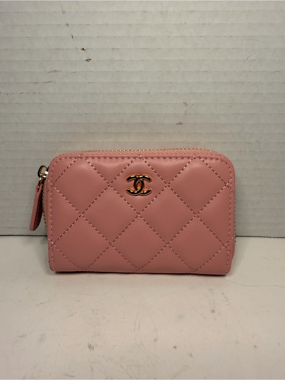 Chanel Quilted Zip Coin
Purse Pink Leather